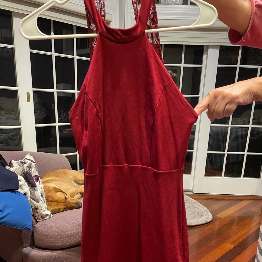 Women’s Lulu red lace dress size small